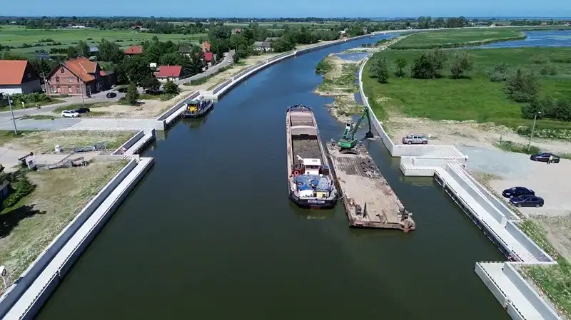 Dredging works on the Elbląg River